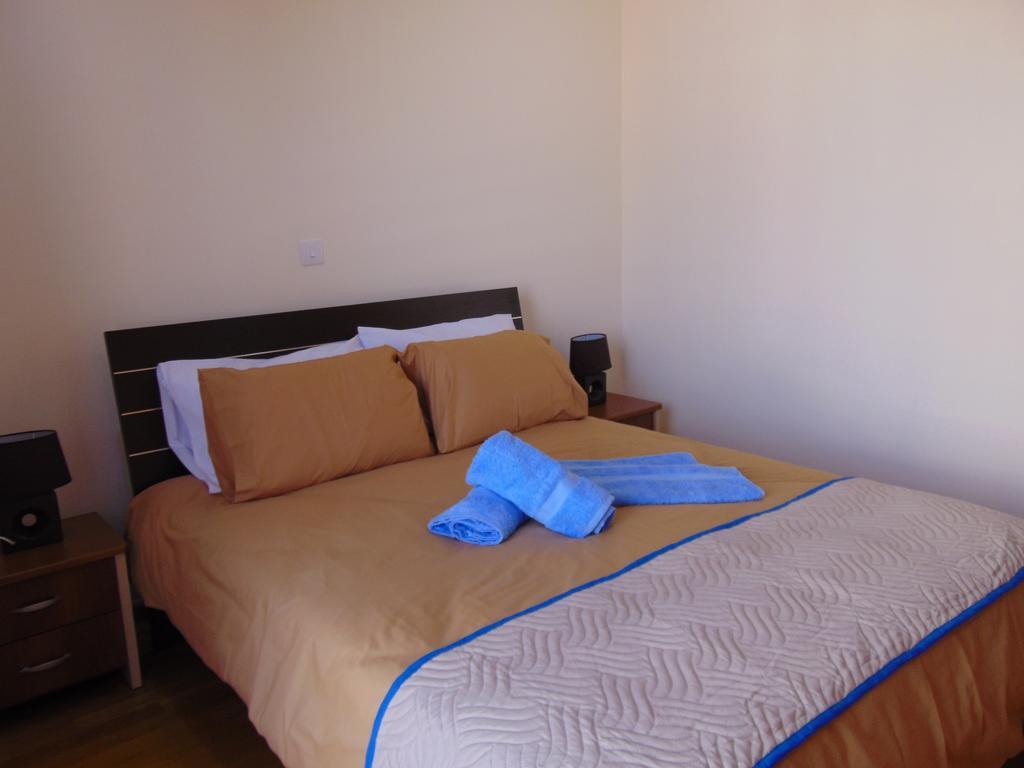 Ithaki Phinikoudes Apartment No. 205 Larnaca Rum bild