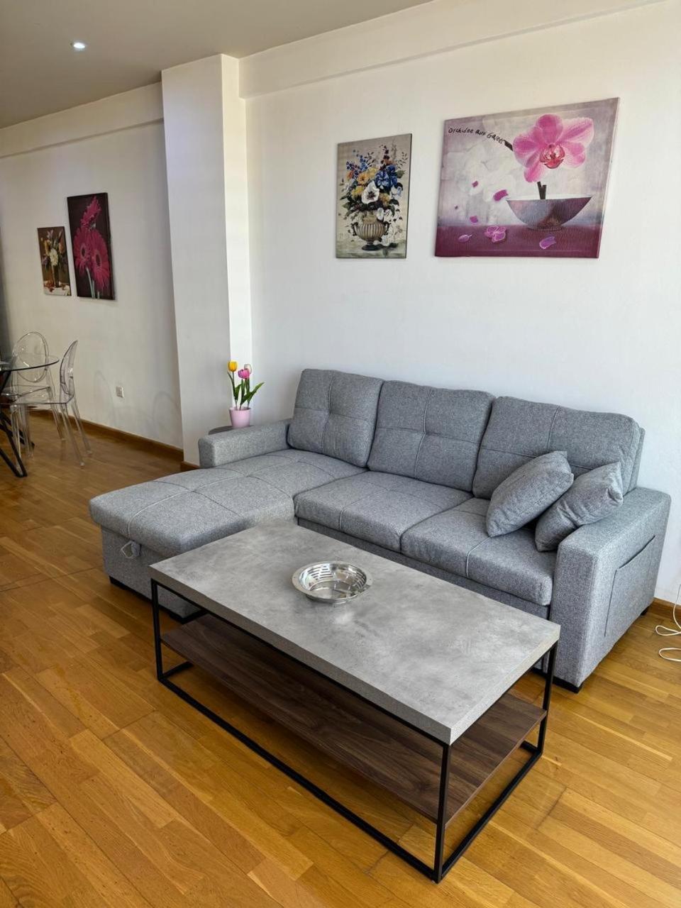 Ithaki Phinikoudes Apartment No. 205 Larnaca Exteriör bild