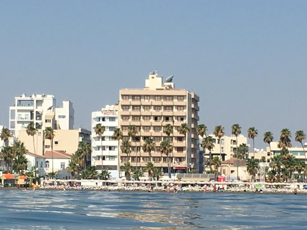 Ithaki Phinikoudes Apartment No. 205 Larnaca Exteriör bild