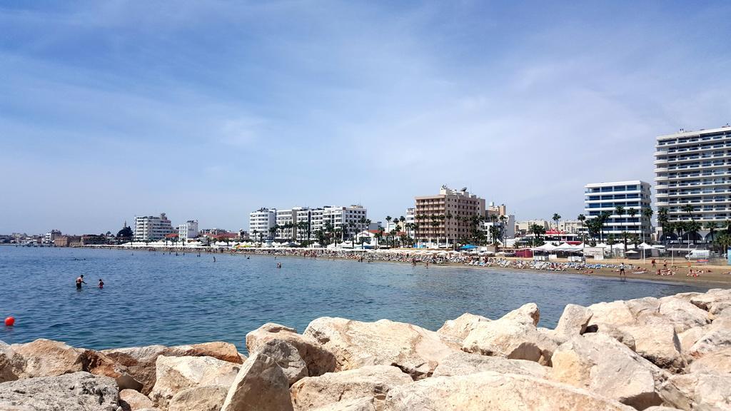 Ithaki Phinikoudes Apartment No. 205 Larnaca Exteriör bild